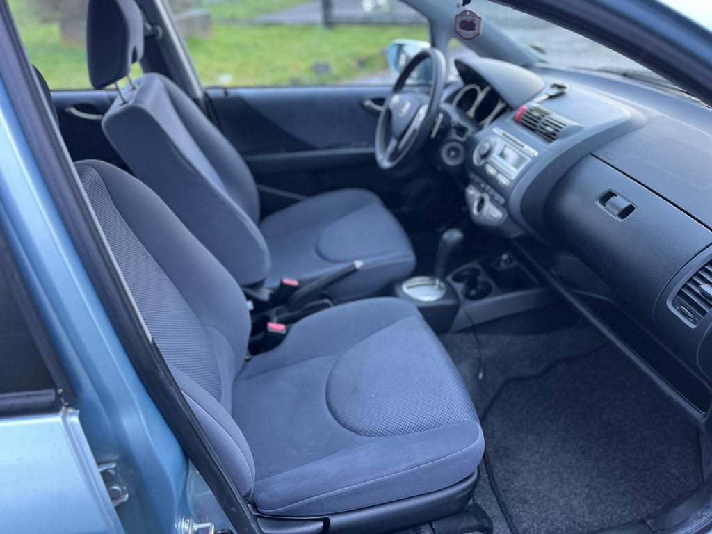 HONDA JAZZ - Image 12