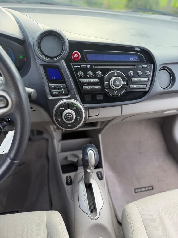 HONDA INSIGHT - Image 15