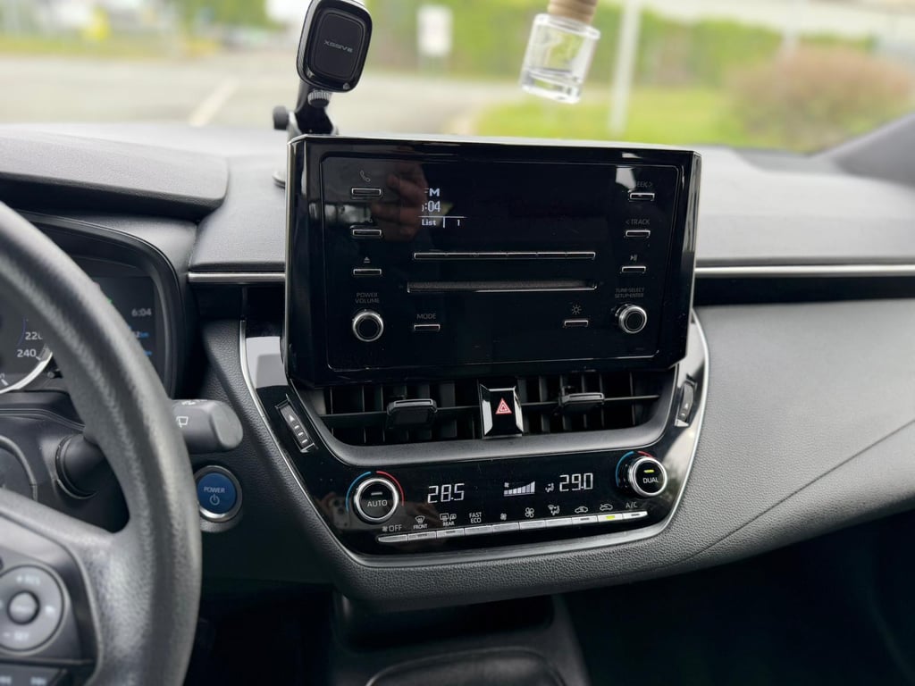 TOYOTA COROLLA - Image 16