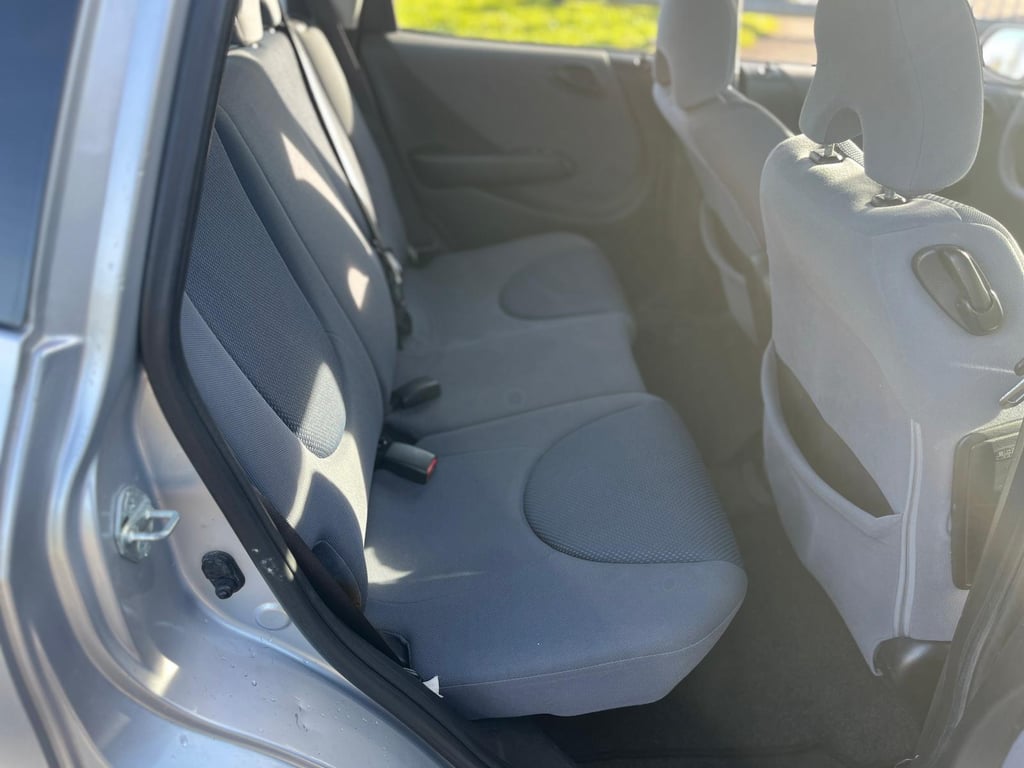 HONDA JAZZ - Image 11
