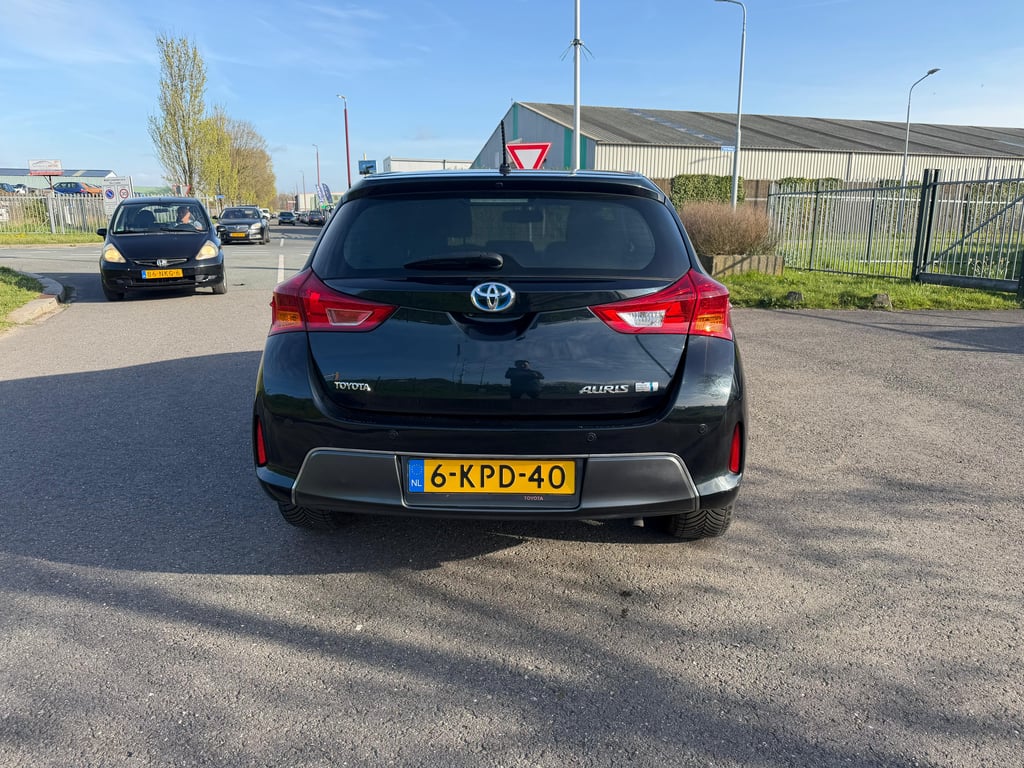 TOYOTA AURIS - Image 5