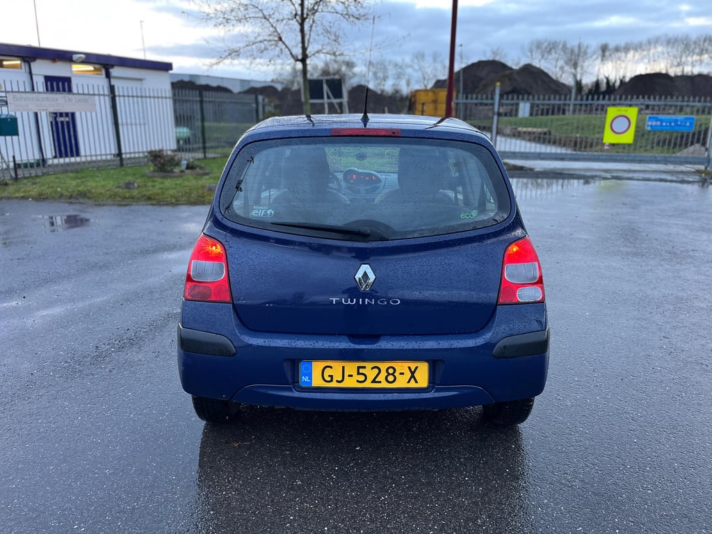 RENAULT TWINGO - Image 8