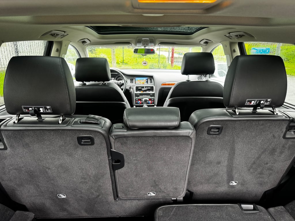 AUDI Q7 - Image 12