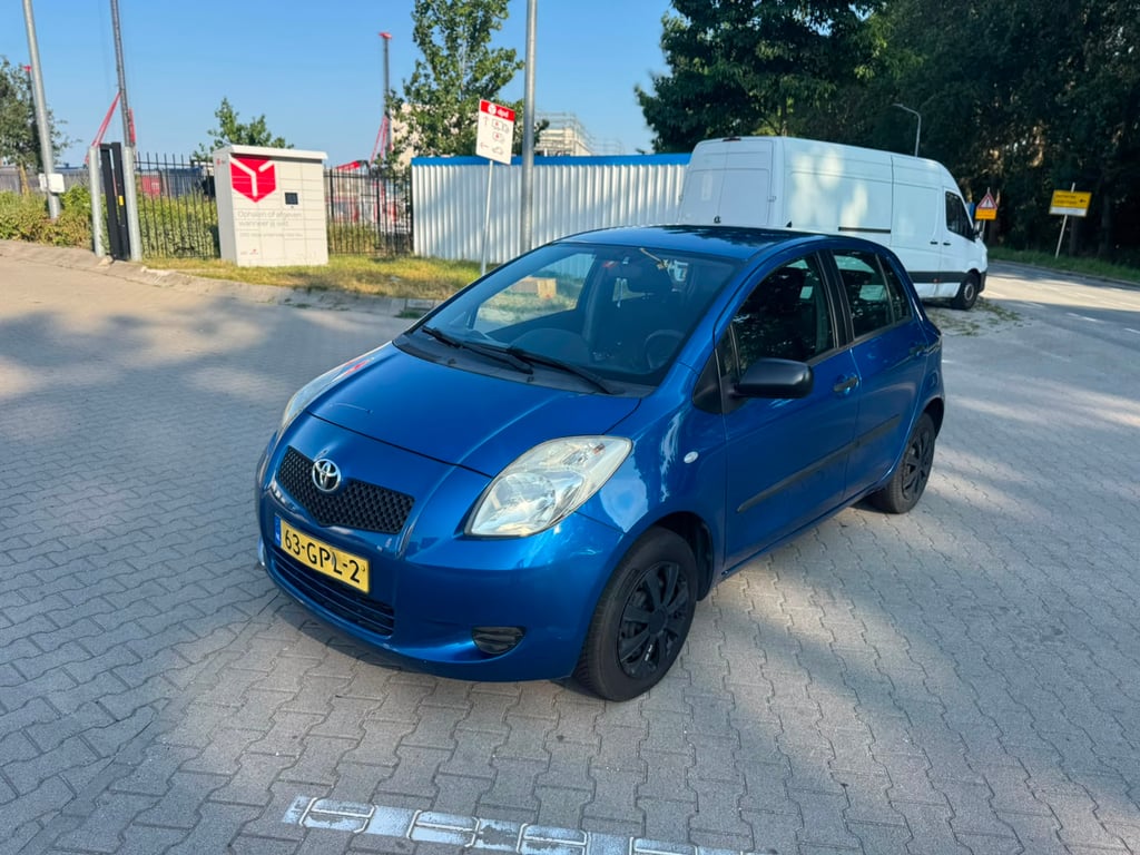 TOYOTA YARIS - Image 6