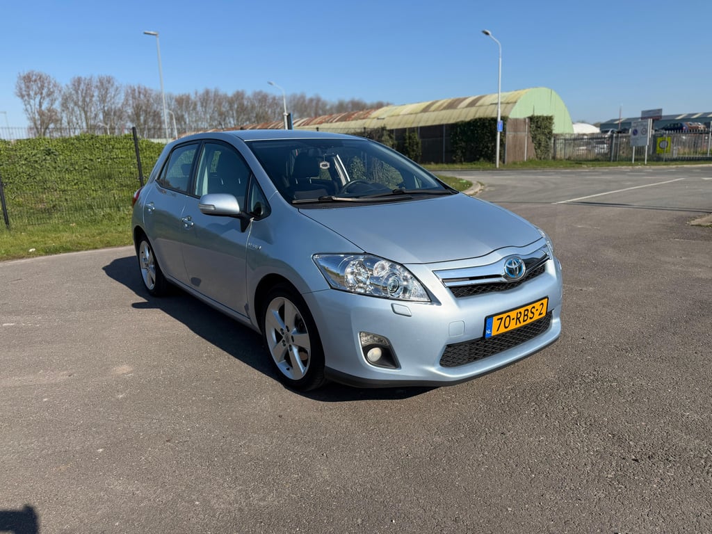 TOYOTA AURIS - Image 4