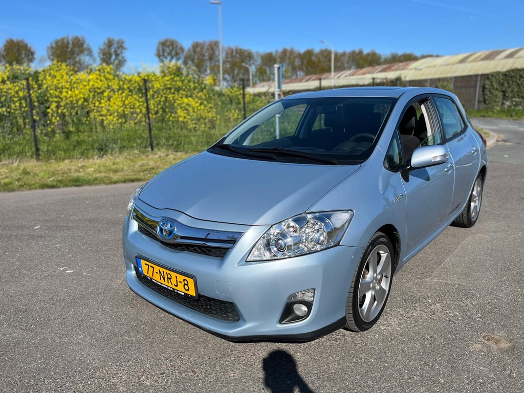 TOYOTA AURIS - Image 6