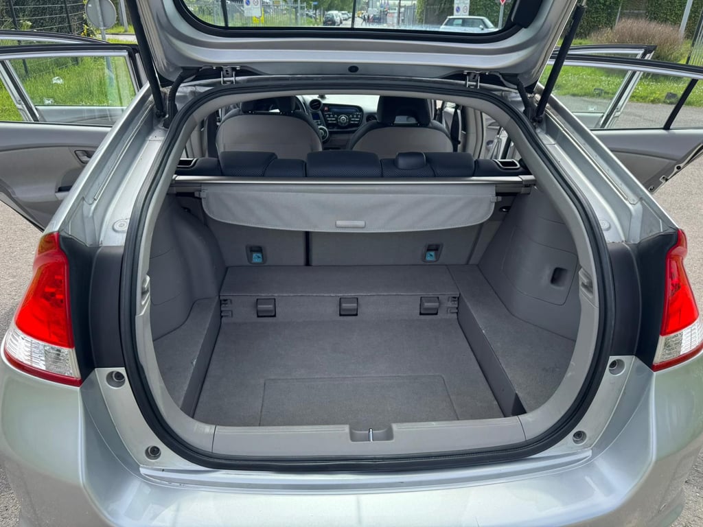 HONDA  INSIGHT - Image 11