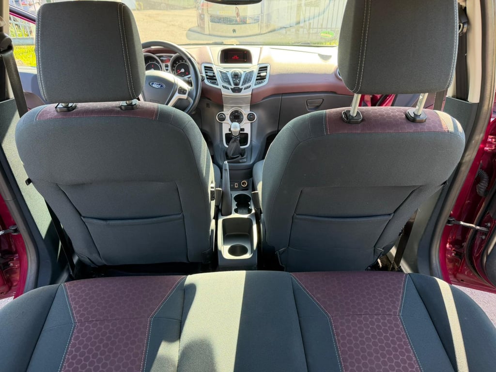 FORD FIESTA - Image 13