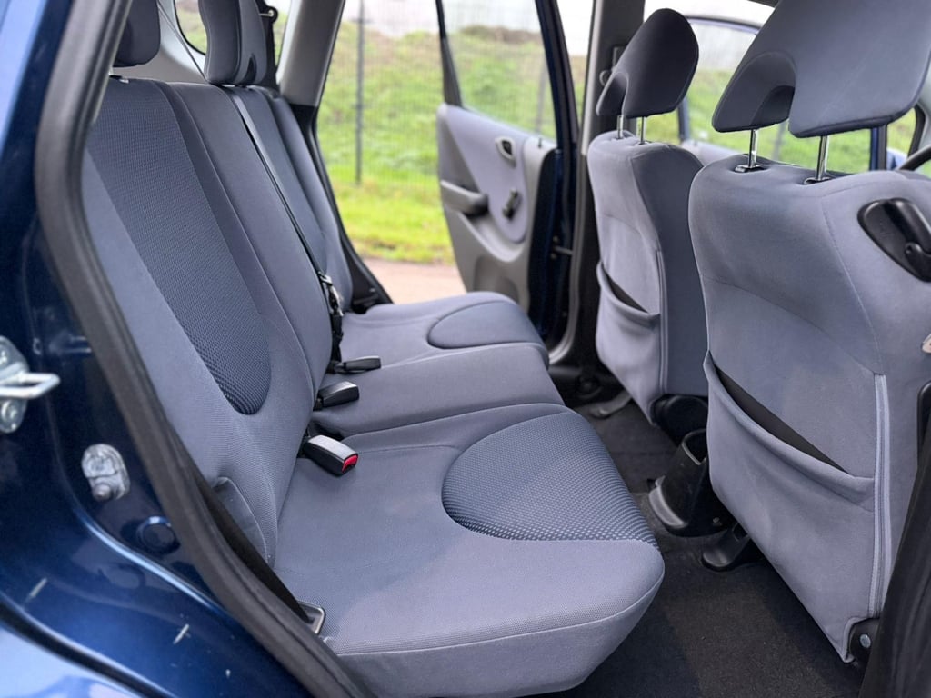 HONDA JAZZ - Image 10