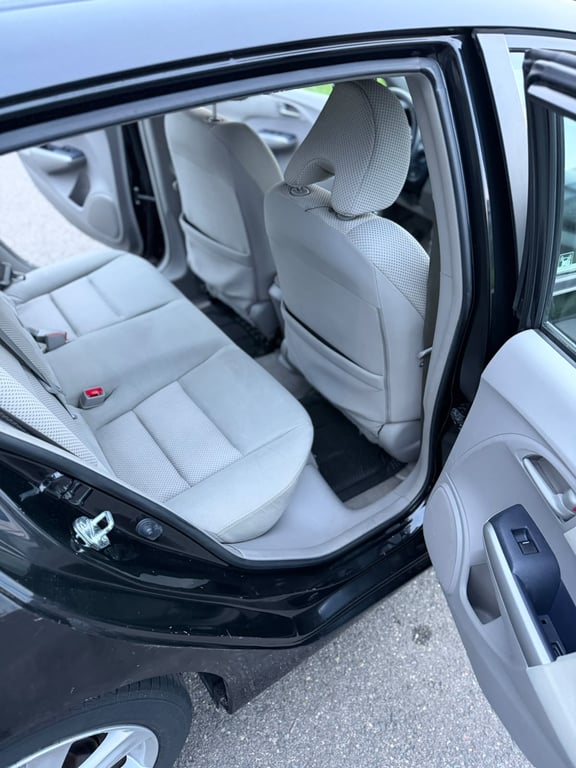 HONDA INSIGHT - Image 10