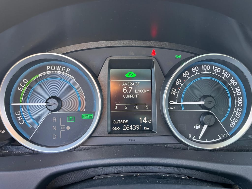 TOYOTO  AURIS TOURING SPORTS - Image 16