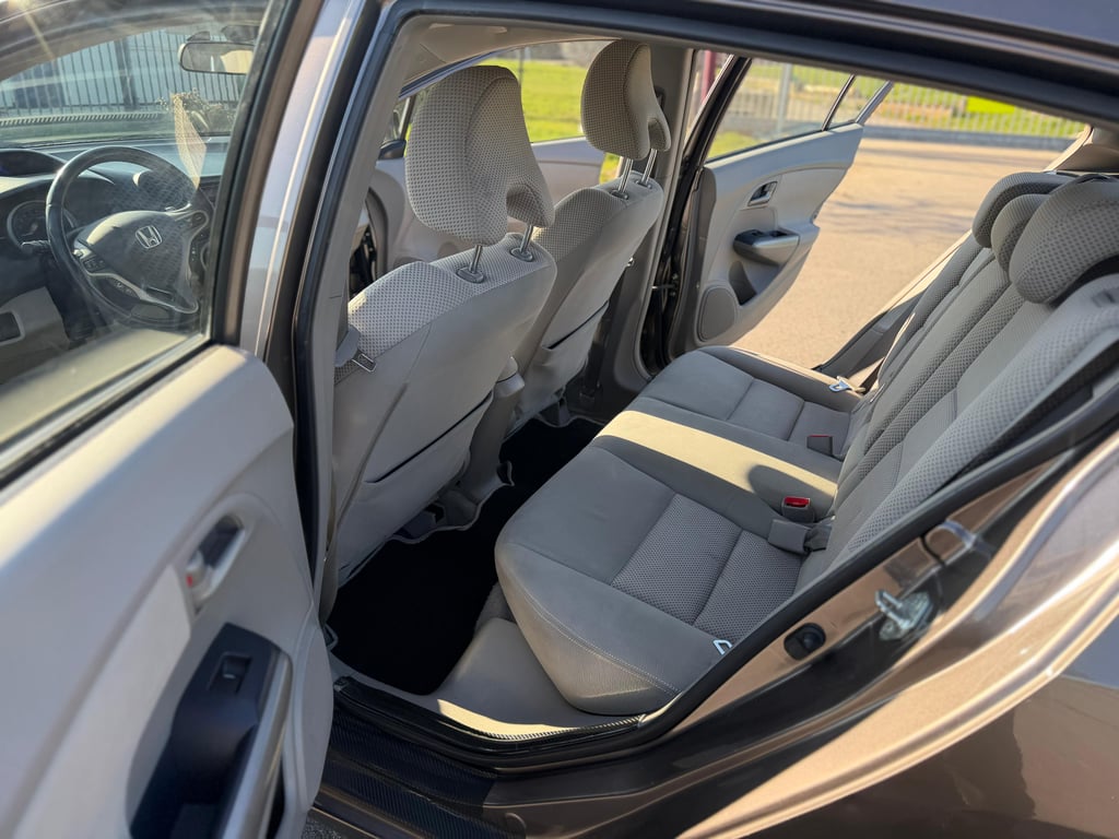 HONDA INSIGHT - Image 13