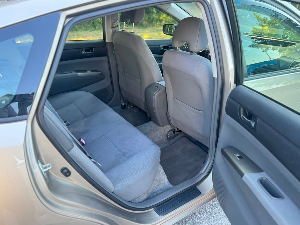TOYOTA PRIUS - Image 14