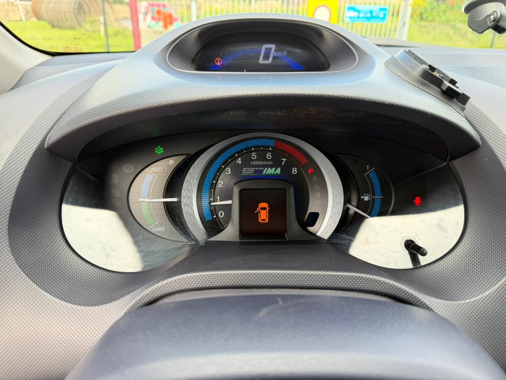 HONDA INSIGHT - Image 17