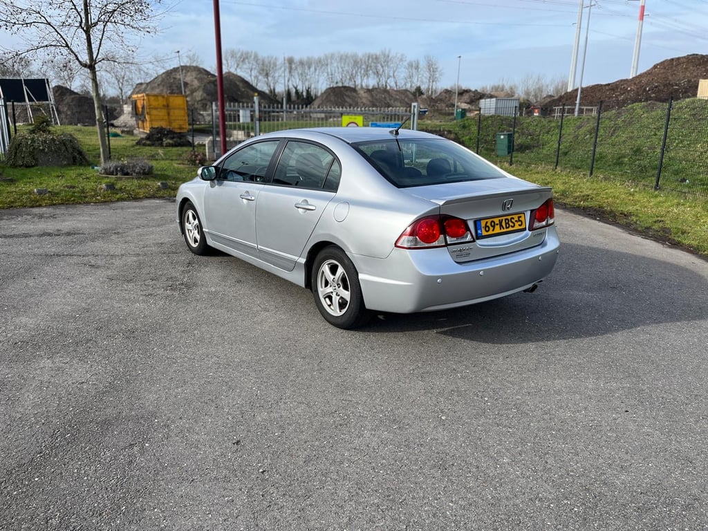 HONDA CIVIC - Image 7