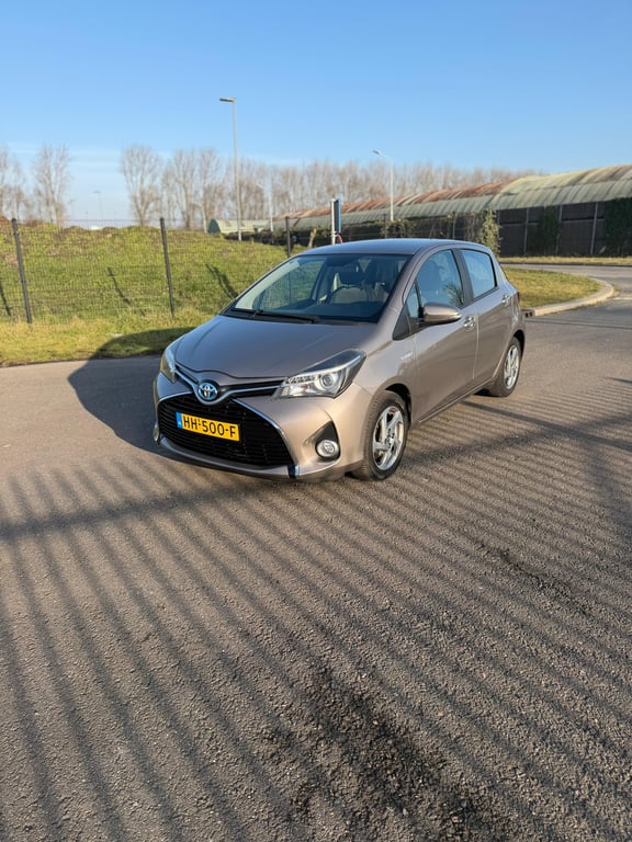 TOYOTA YARIS - Image 6