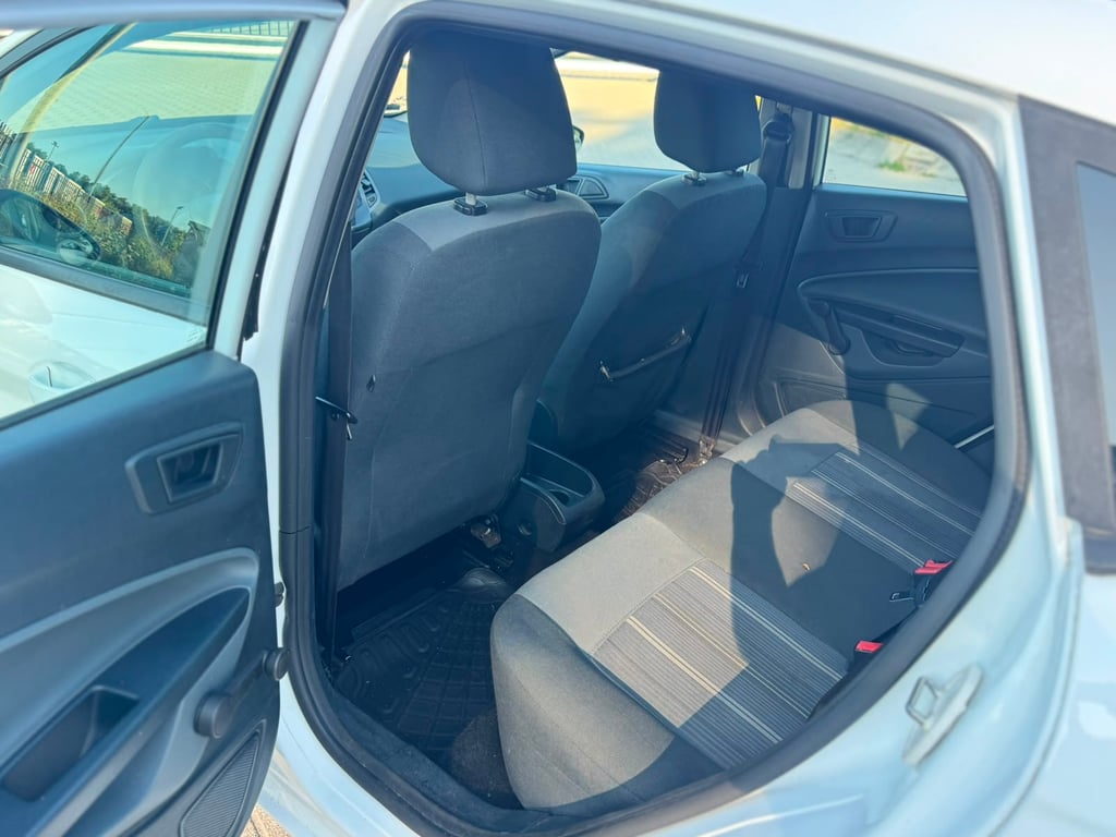 FORD FIESTA - Image 8