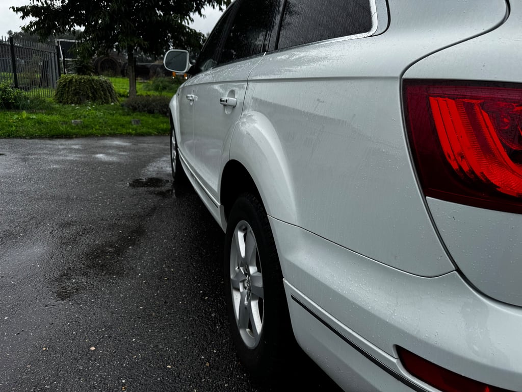 AUDI Q7 - Image 10