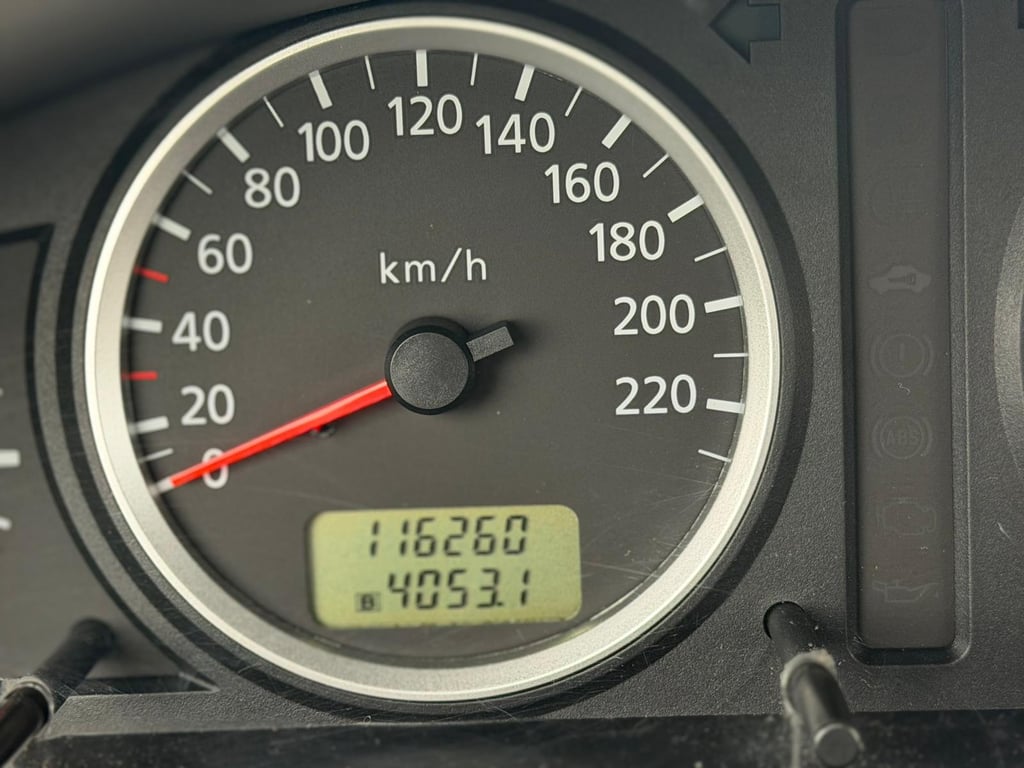 NISSAN ALMERA - Image 15