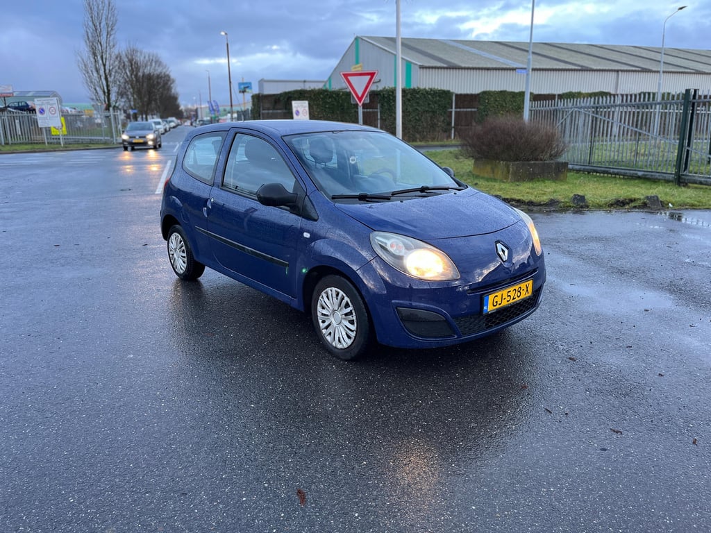 RENAULT TWINGO - Image 11