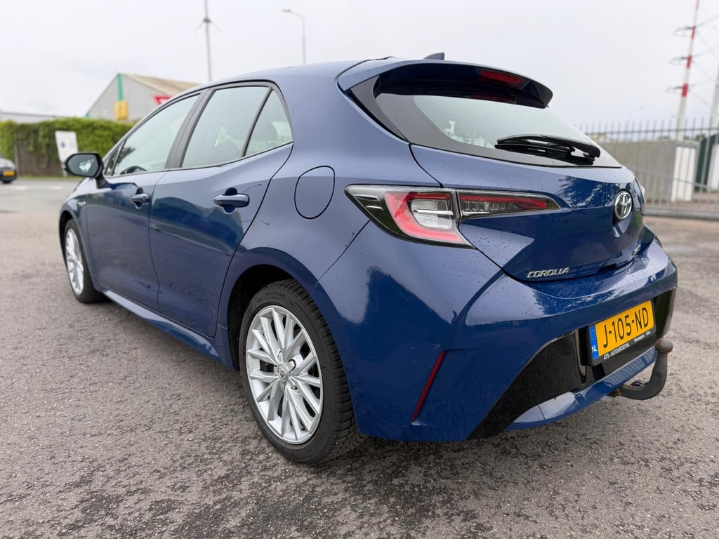 TOYOTA COROLLA - Image 4