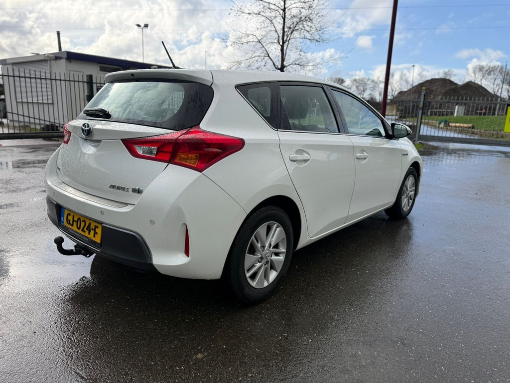TOYOTA AURIS - Image 6