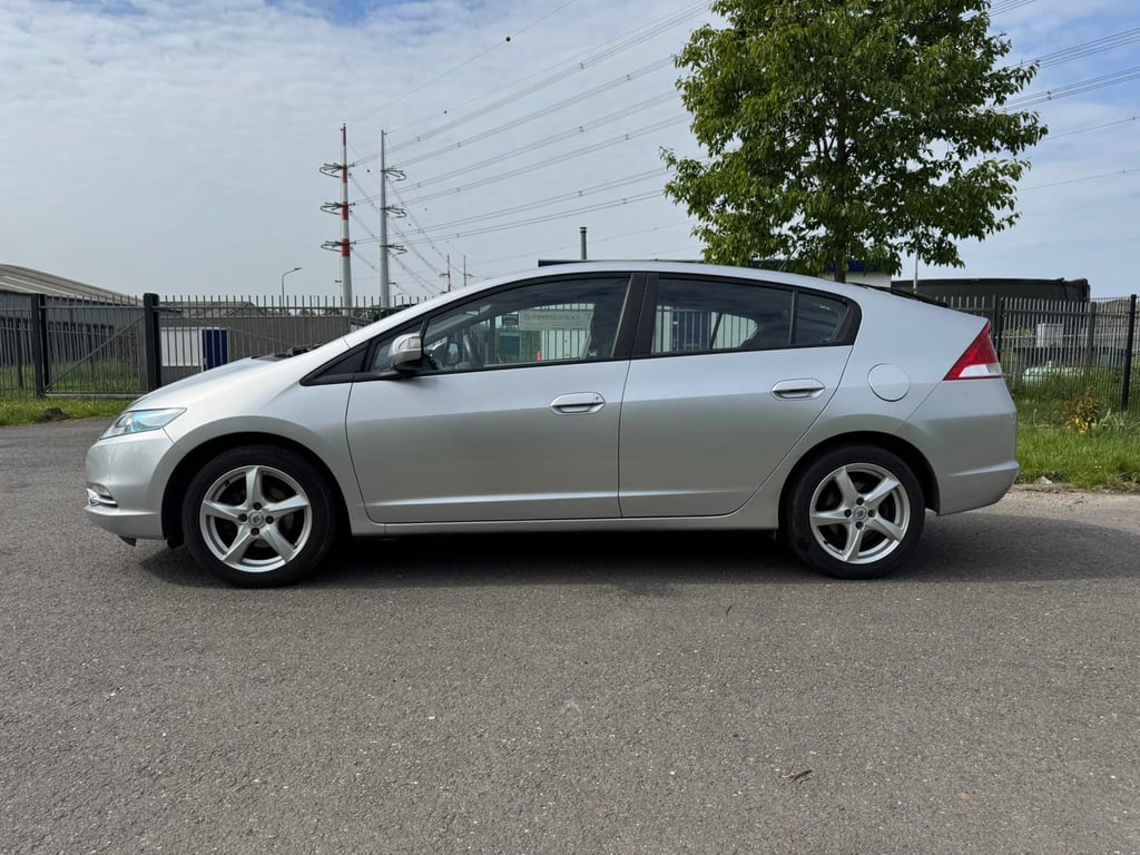 HONDA  INSIGHT - Image 3