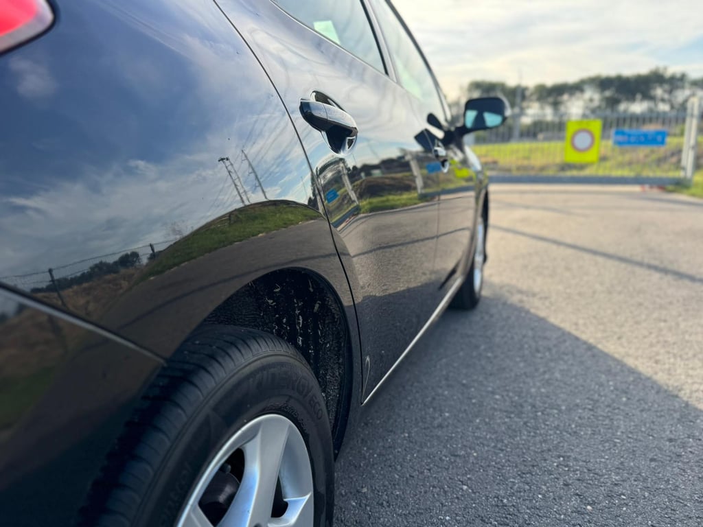 TOYOTA AURIS - Image 3