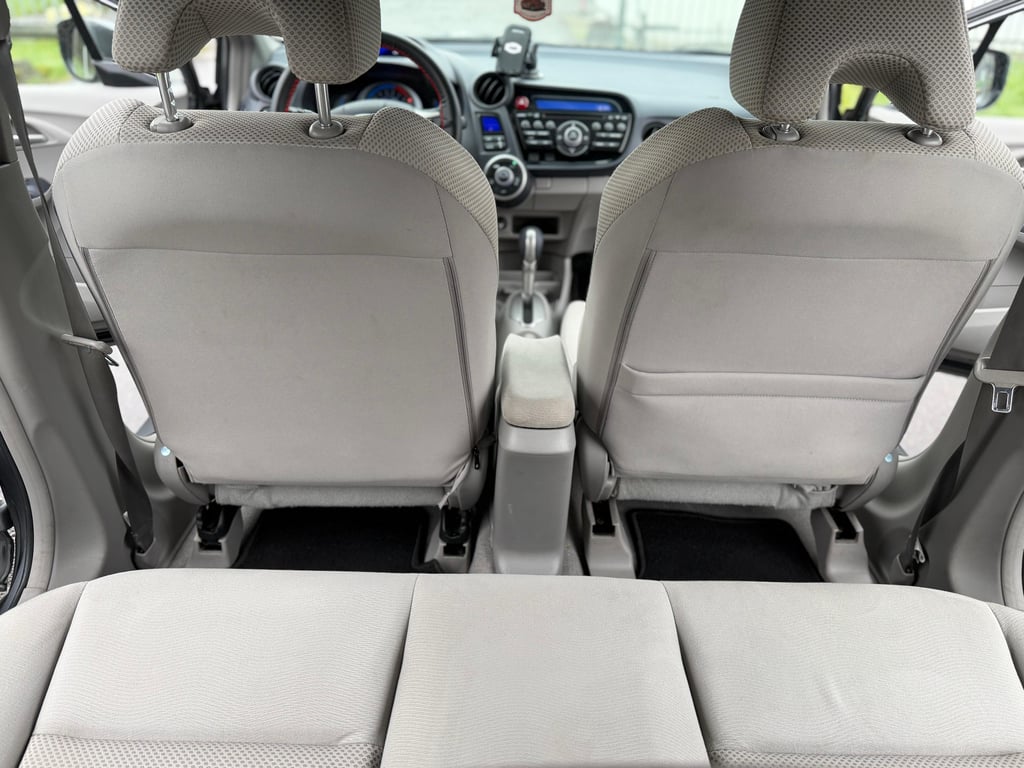 HONDA INSIGHT - Image 14