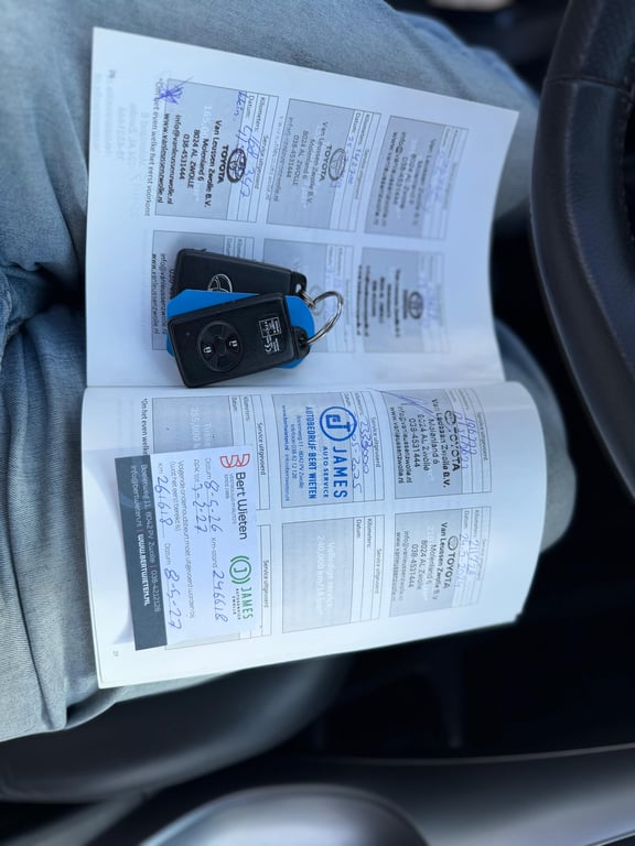 TOYOTA AURIS - Image 20