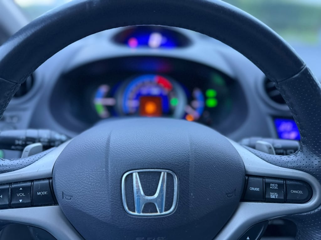HONDA INSIGHT - Image 15