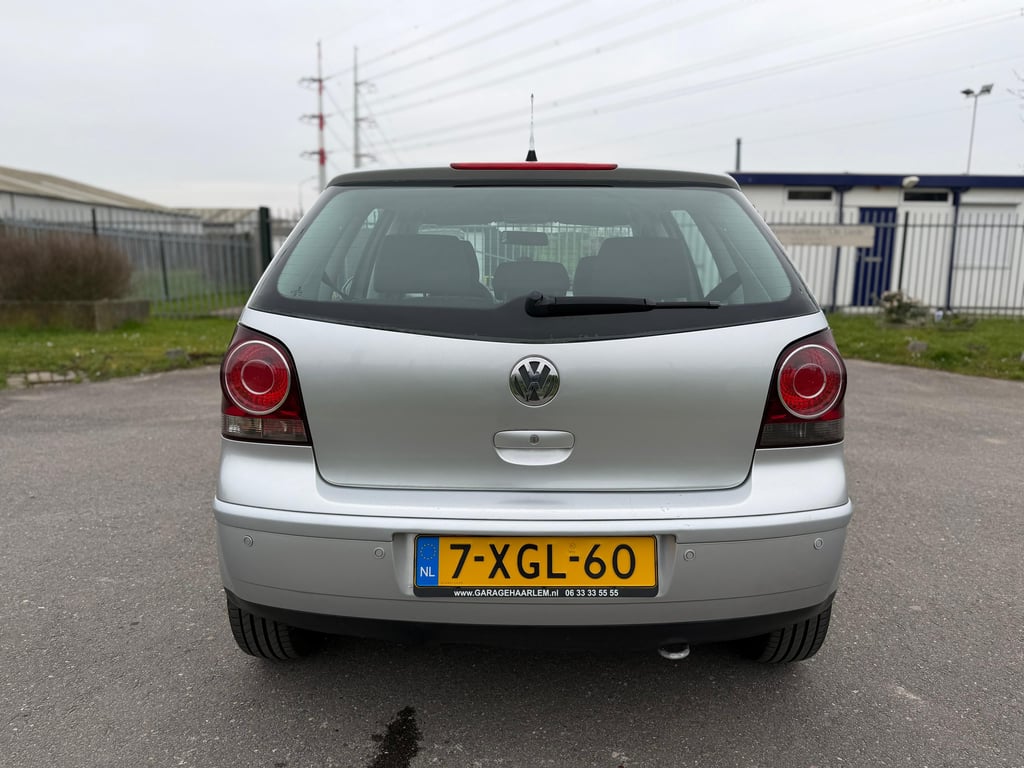 VOLKSWAGEN POLO - Image 10