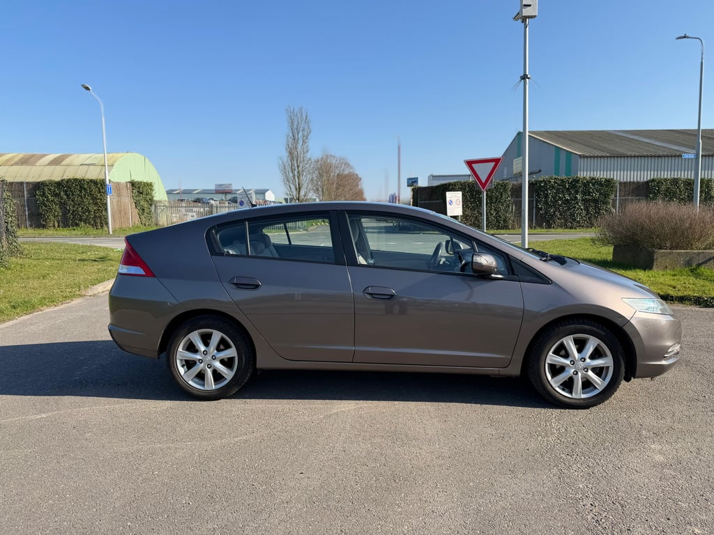 HONDA INSIGHT - Image 11