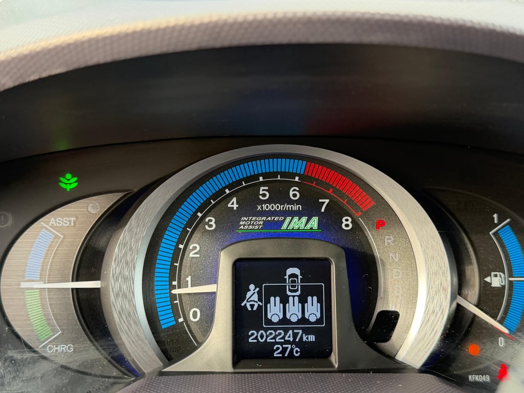 HONDA INSIGHT - Image 16