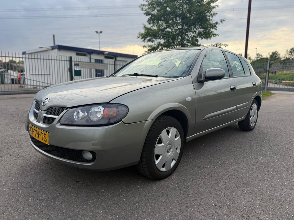 NISSAN ALMERA - Image 2