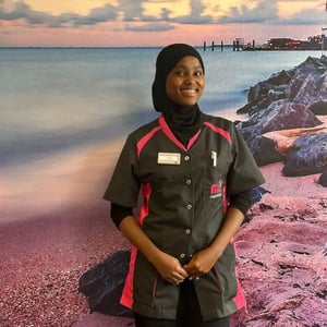 Siham · Helpende (stagiaire)