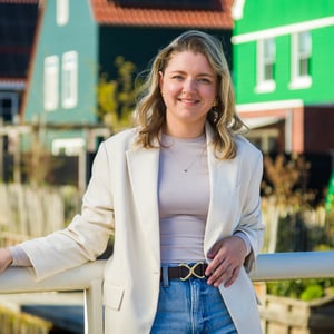 Loraine Voorsluijs