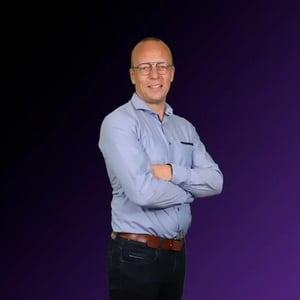 Rob de Hoog · Principal Engineer