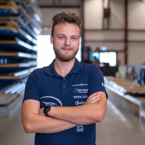 Damian · Paneelbewerker