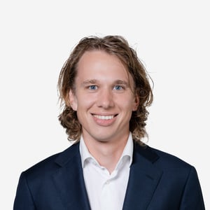 Lasse Fröberg · Tax Consultant
