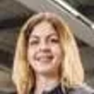 Marcella - CNC-bank Medewerker