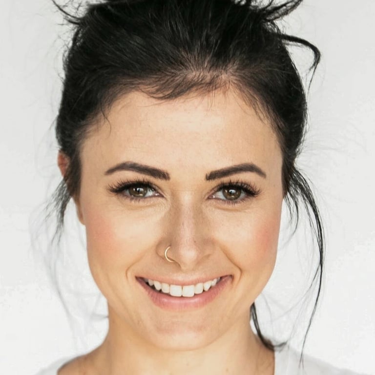 Josephine - Winkelmedewerkster