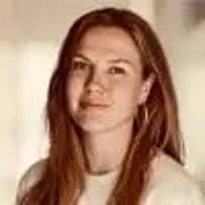 Emma - Community Manager