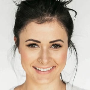 Josephine - Winkelmedewerkster