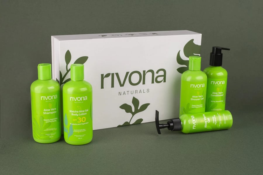 Rivona Naturals Aloe Alchemy Gift Set: Shampoo, Conditioner, Shower Gel, Aloe Gel, Matcha Body Lotion - Special Edition