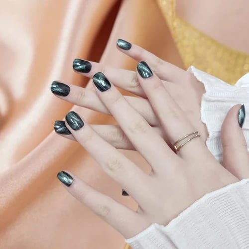 Secret Lives® designer cats eye artifical nails extension black silver color fake nails design 24 pieces set with manicure kit