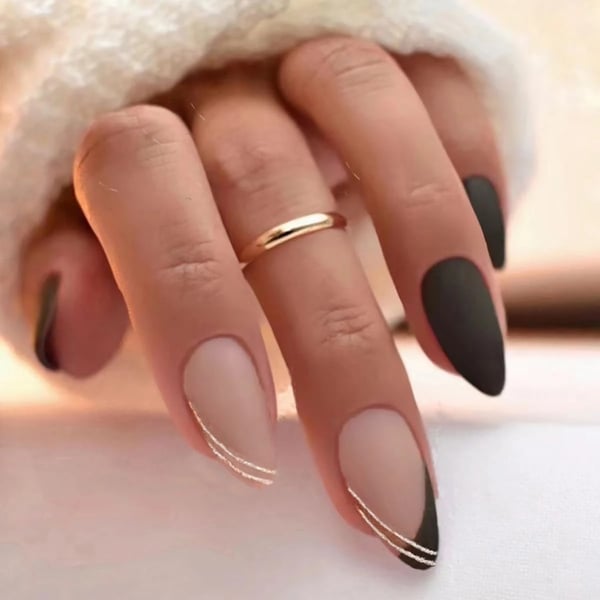 Secret Lives matte artificial fake false press on nails nude skin color with golden glitter and black color 24 pieces with kit