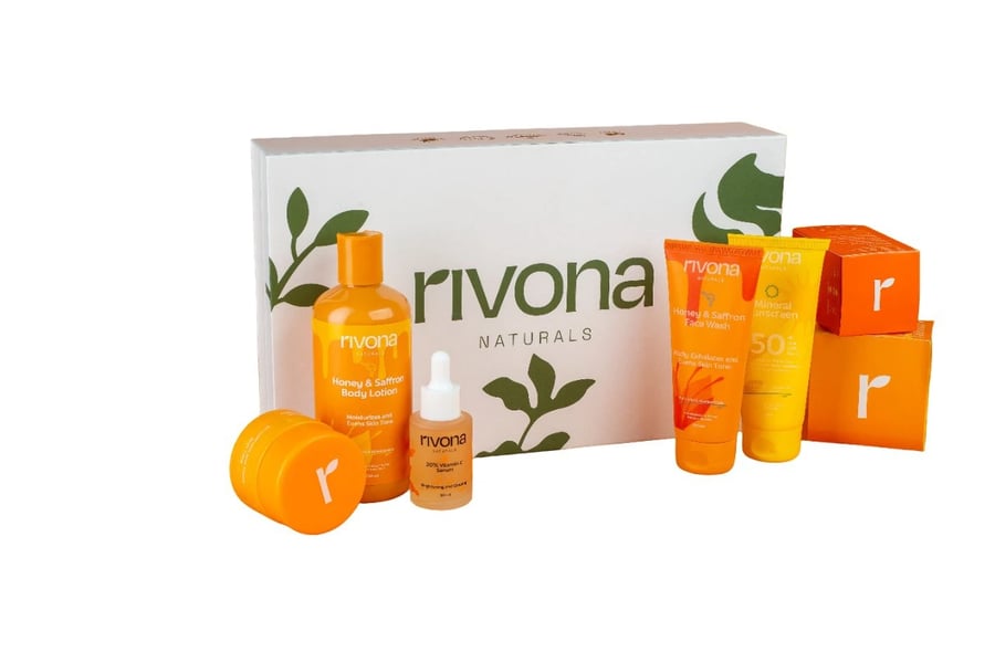 Rivona Naturals Everyday Glow Gift Set: Honey Facewash, 20% Vitamin C Serum, Saffron Cream, SPF 50 Sunscreen, Body Lotion.