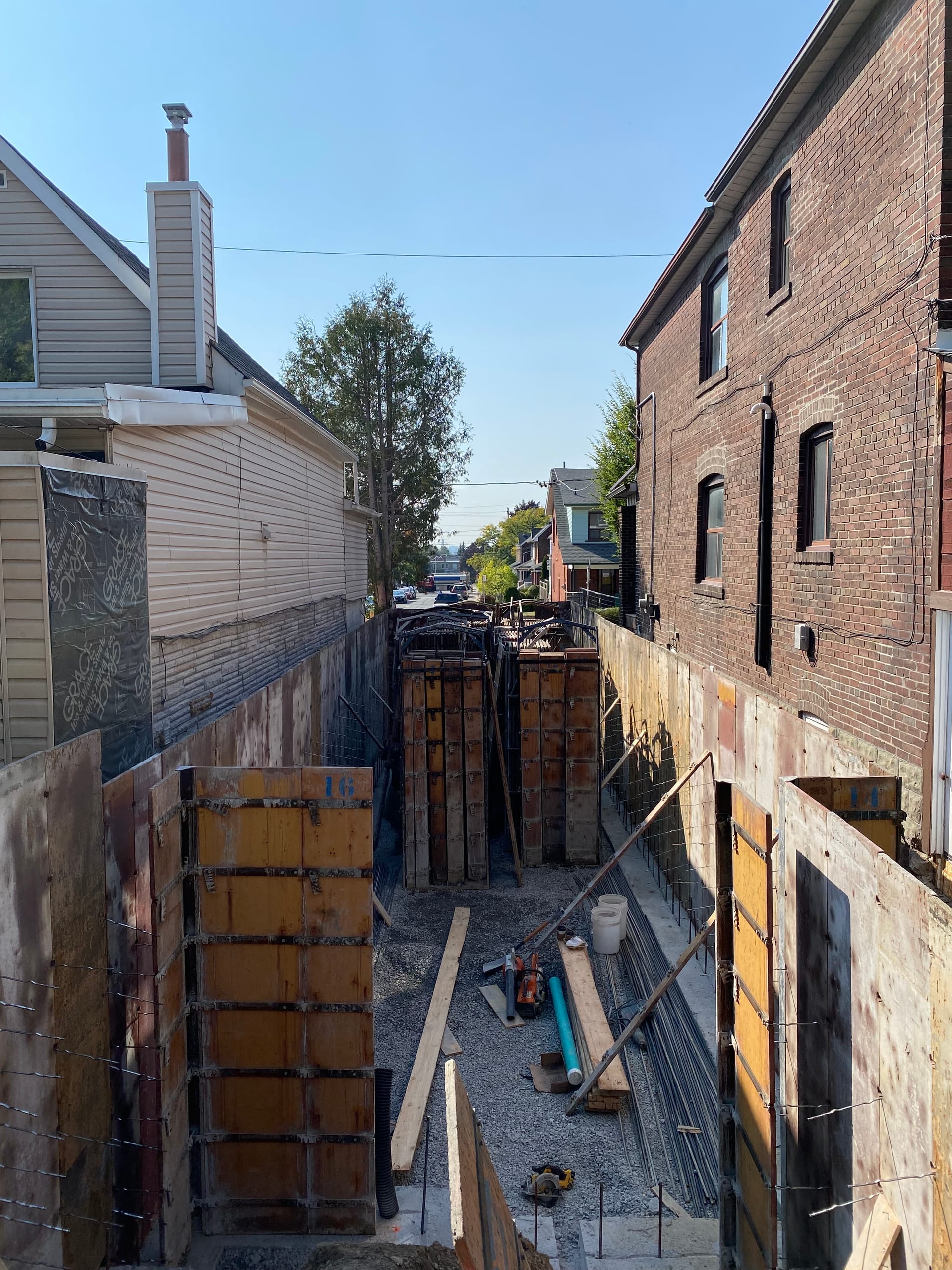 Residential foundation walls completed for custom home construction project in Toronto