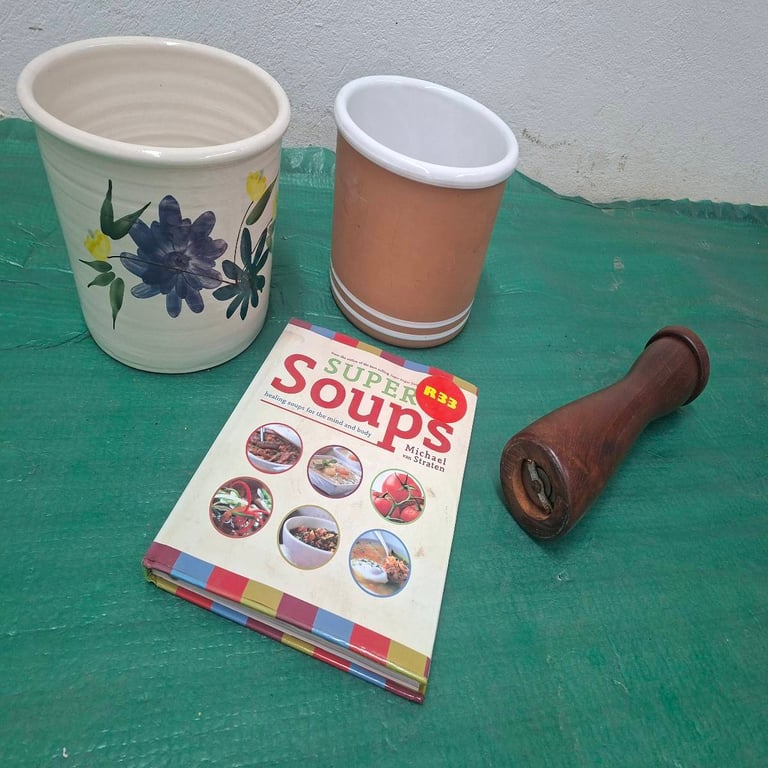 Joblot Of Ceramic Planters,Cookbook And Pepper Mill